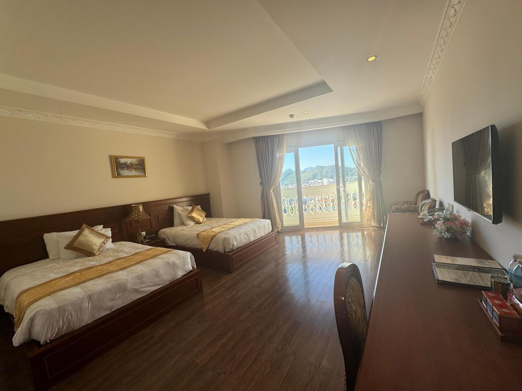 Palace Отель 4*